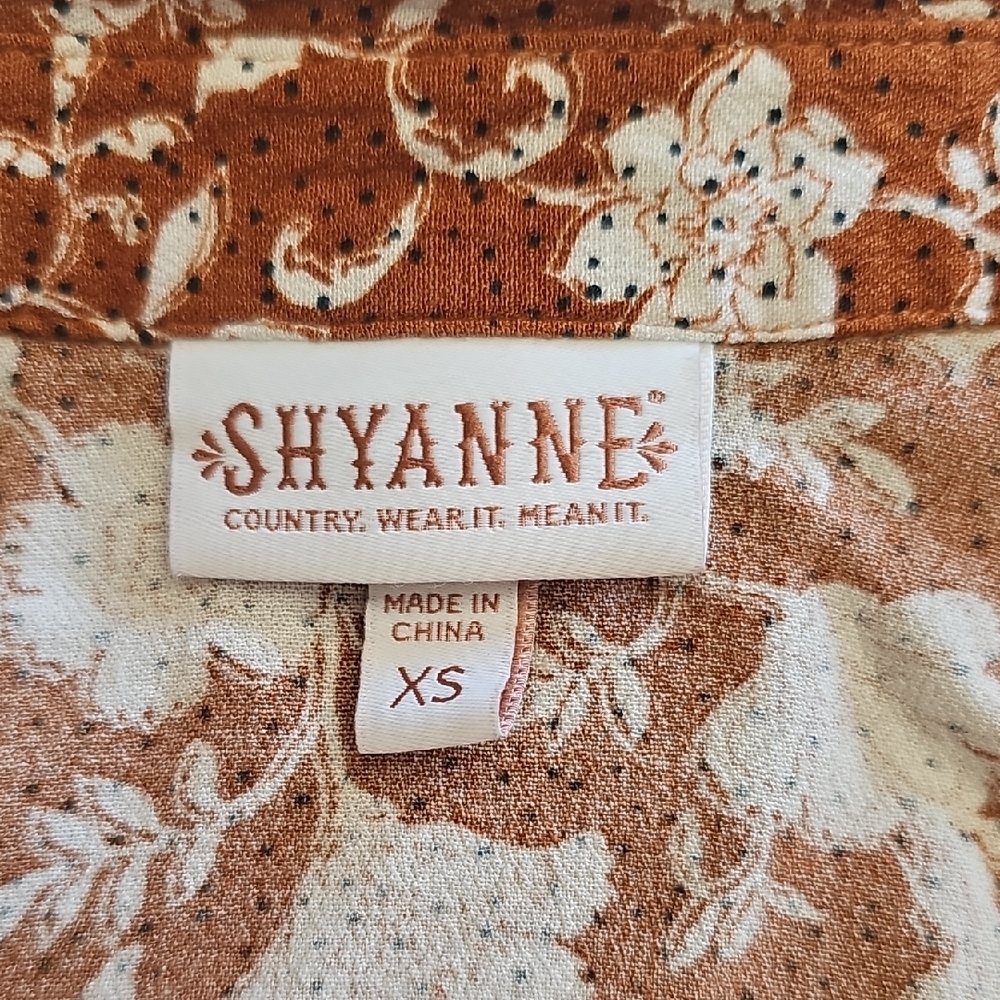 Shyanne Rust Floral Women's Blouse - Picture 3 of 5